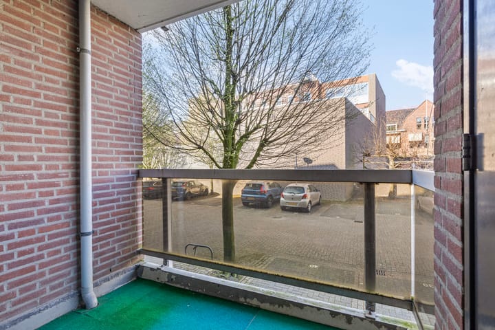 Photo 16 of Sint Josephstraat 104