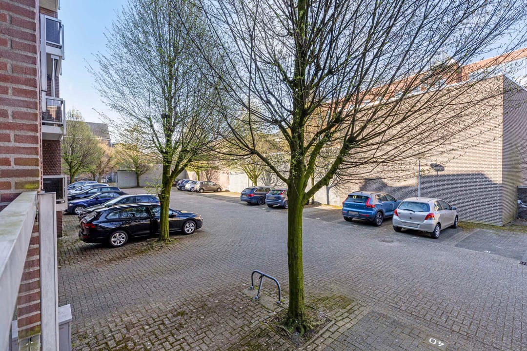 Photo 17 of Sint Josephstraat 104
