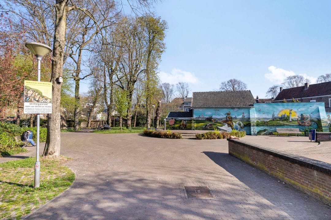 Photo 22 of Sint Josephstraat 104