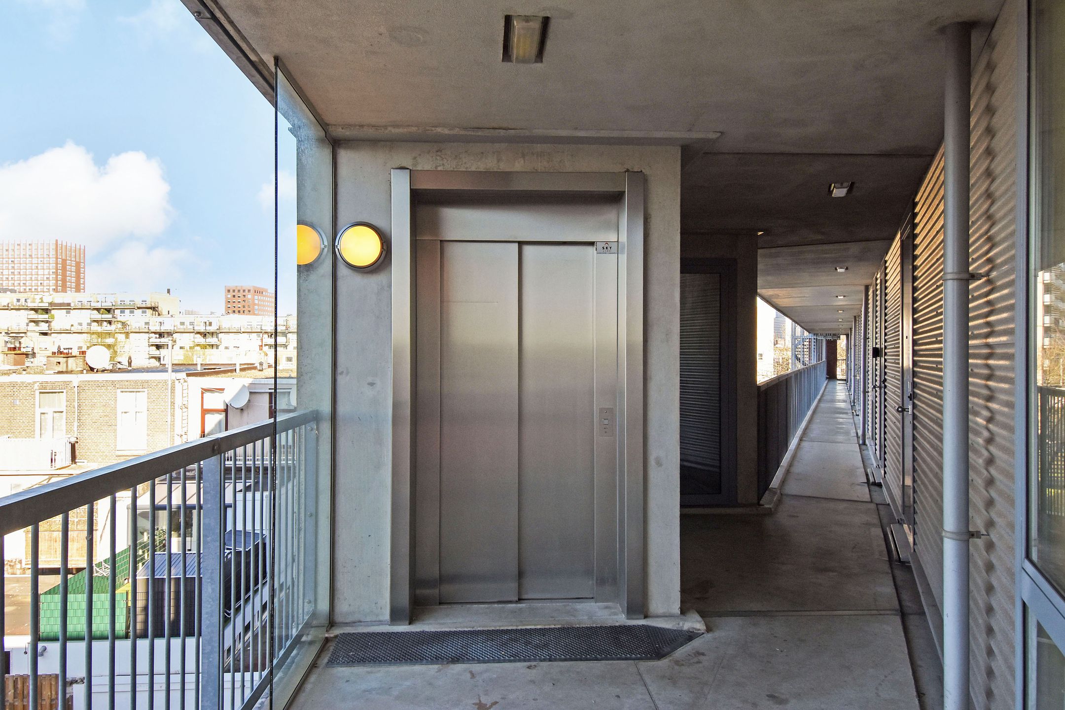 Photo 9 of Lyonnetstraat 5-F