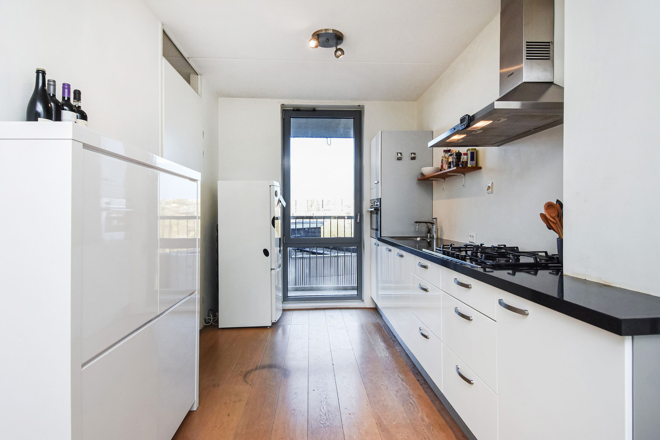 Photo 27 of Lyonnetstraat 5-F