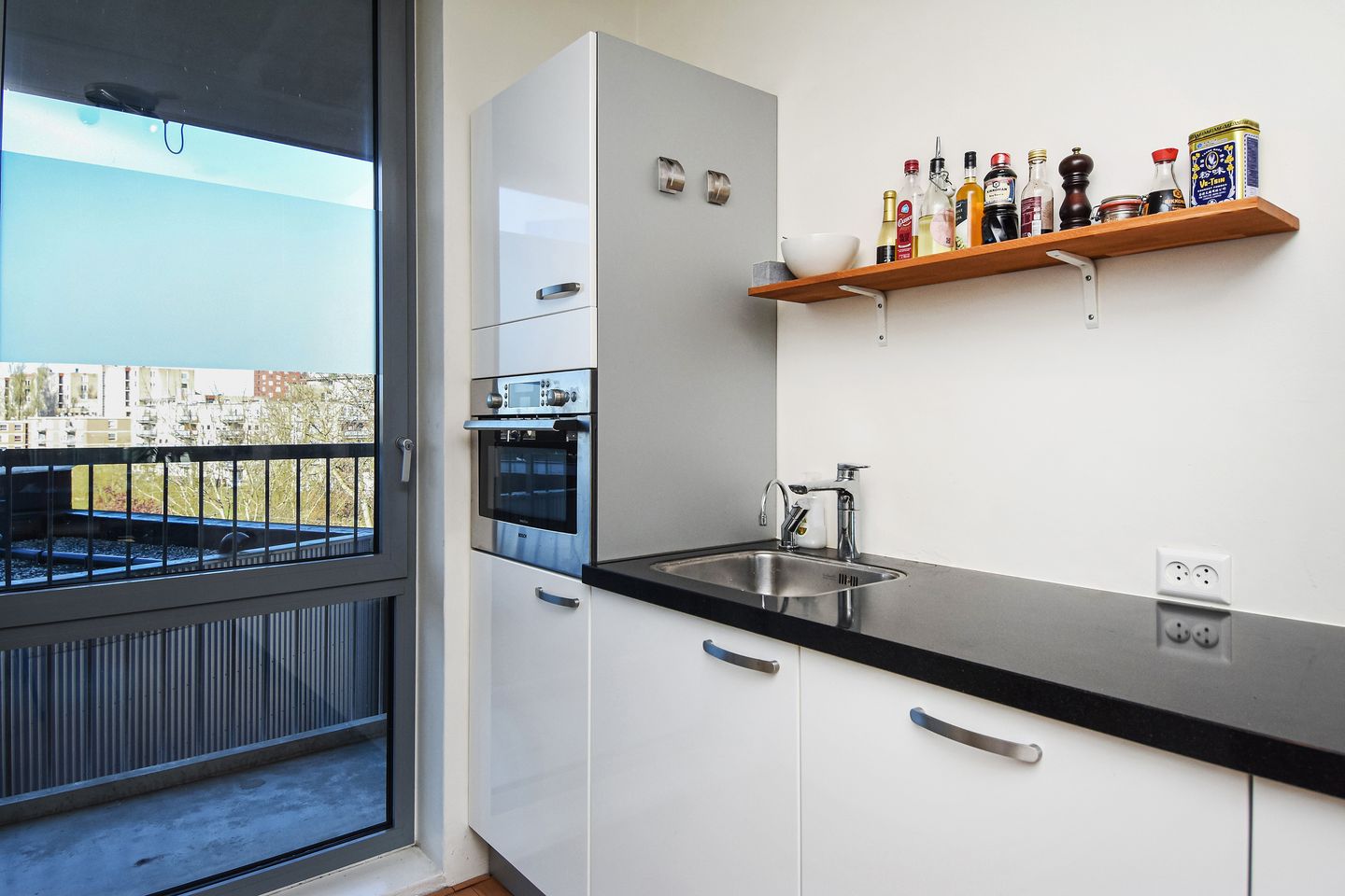 Photo 29 of Lyonnetstraat 5-F