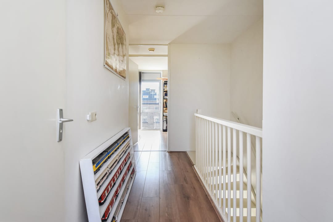 Photo 32 of Lyonnetstraat 5-F