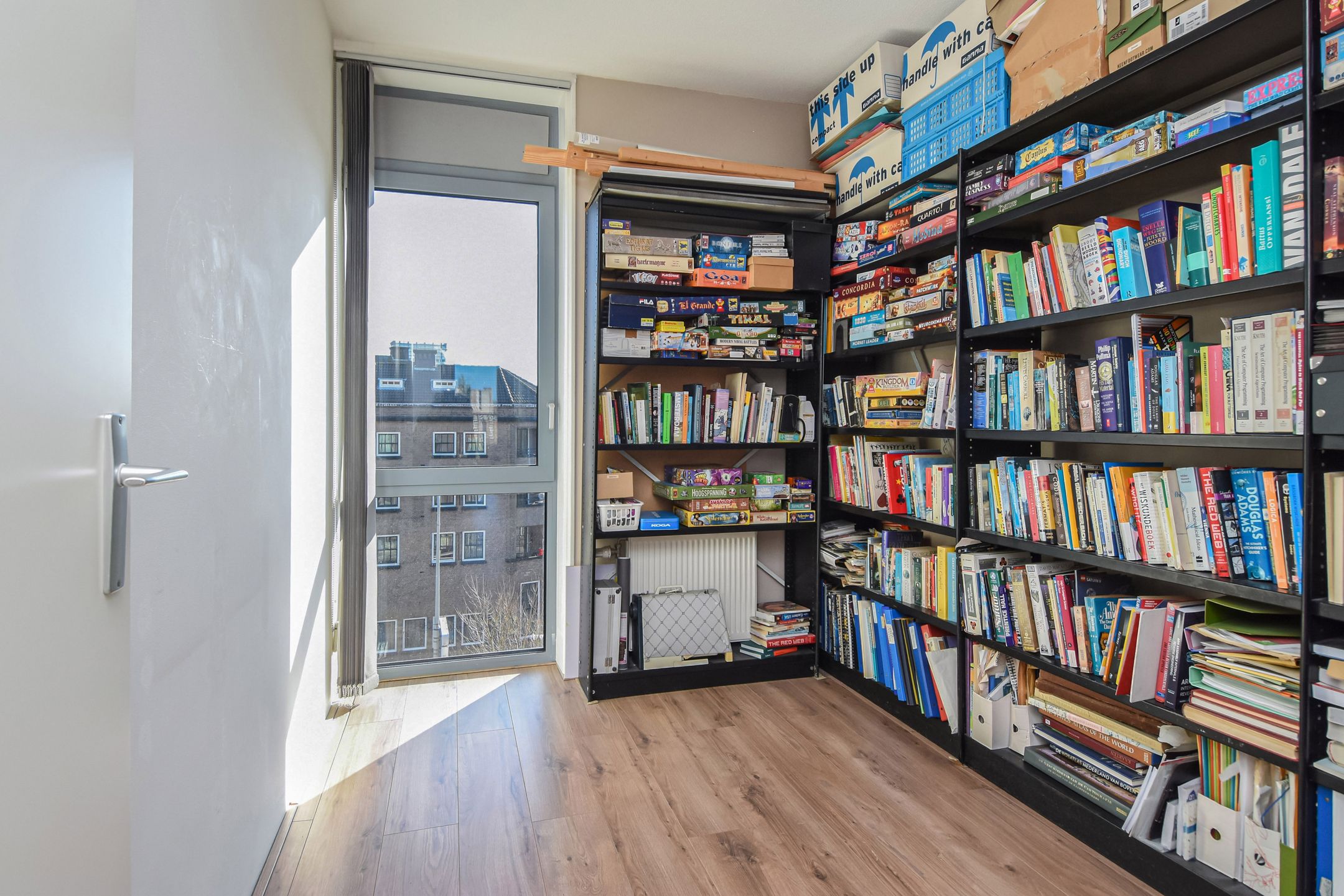 Photo 36 of Lyonnetstraat 5-F