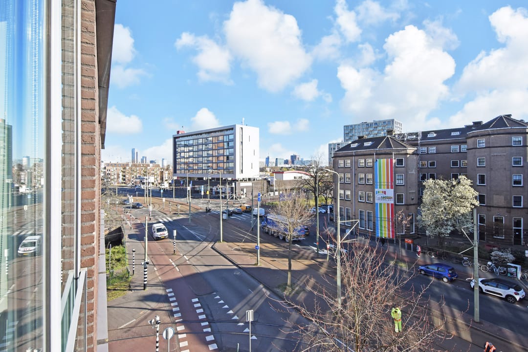 Photo 47 of Lyonnetstraat 5-F