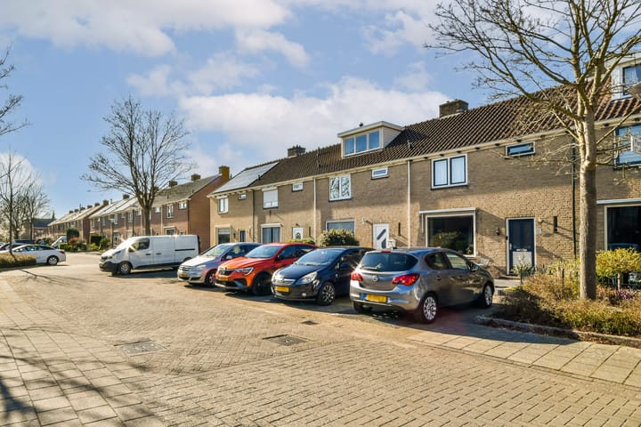 Foto 23 van Florastraat 19