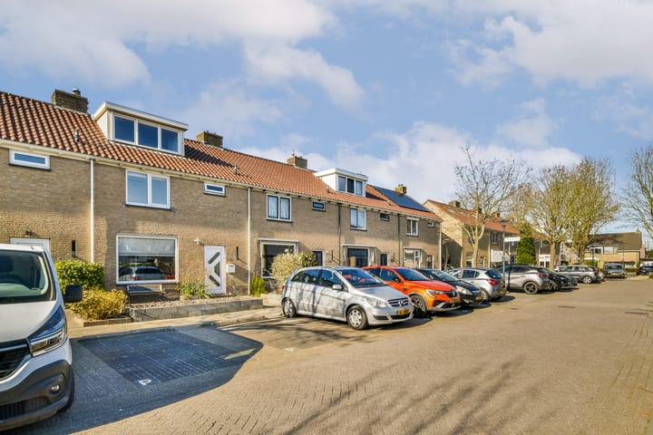 Foto 24 van Florastraat 19