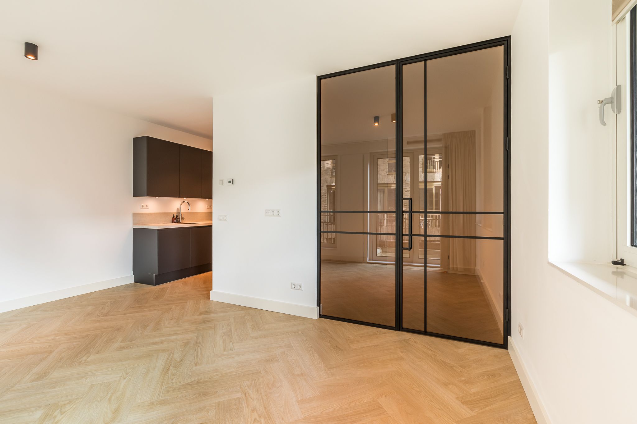 Foto 15 van Faas Wilkesstraat 317