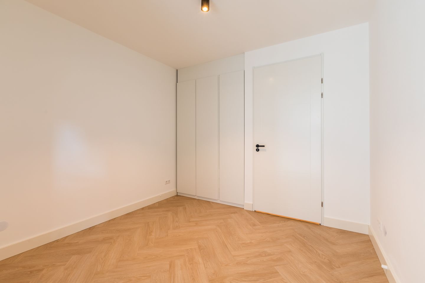 Foto 19 van Faas Wilkesstraat 317