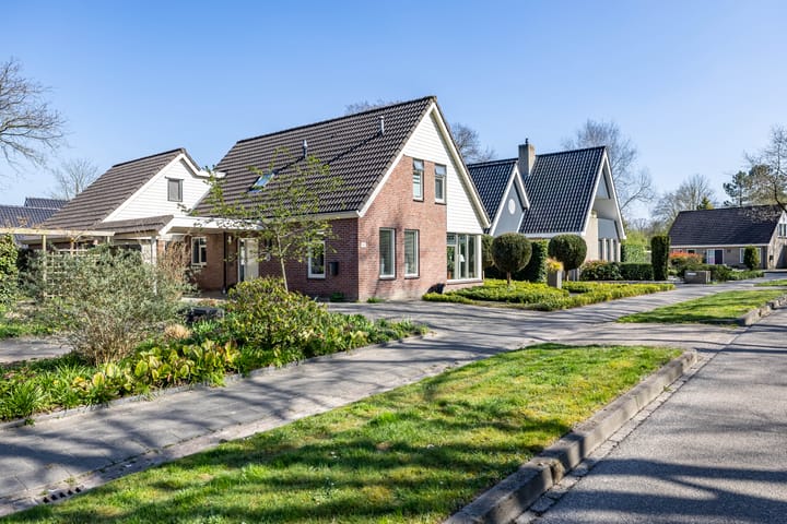 Foto 3 van Taarloseweg 11