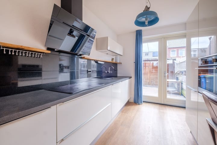 Foto 5 van Lakensnijdersgilde 3