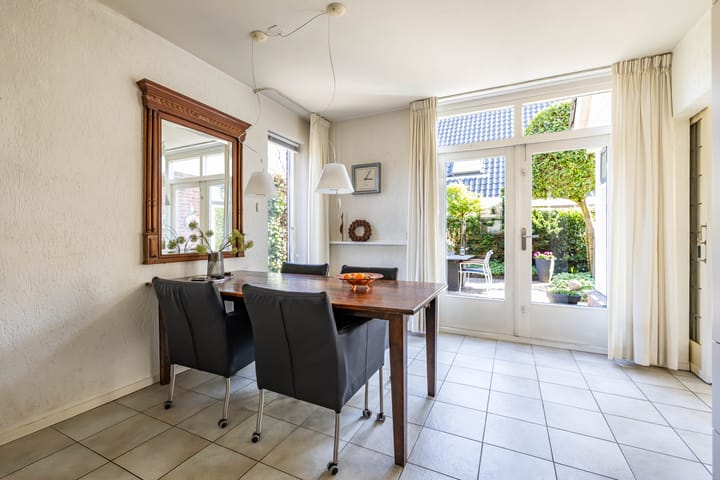 Foto 26 van Taarloseweg 11