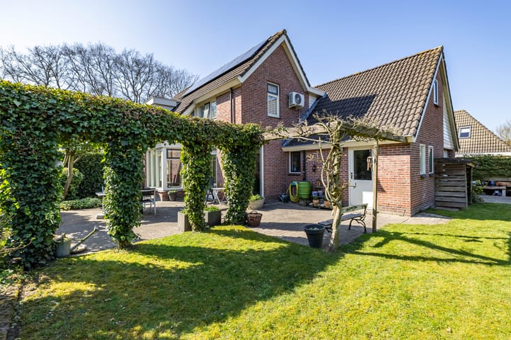 Foto 53 van Taarloseweg 11