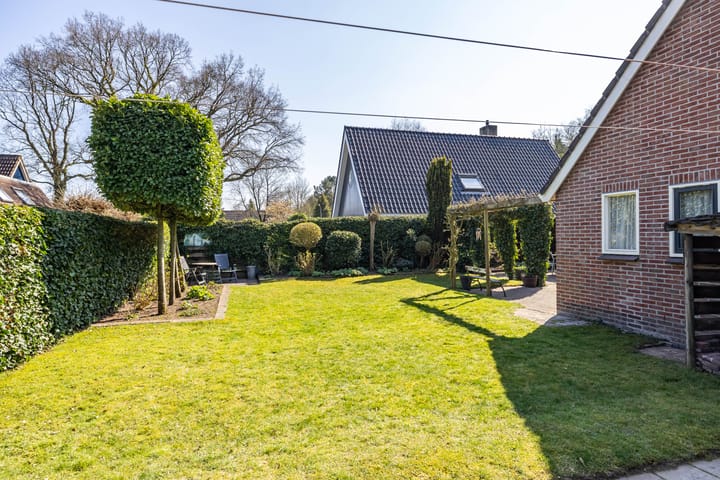 Foto 56 van Taarloseweg 11