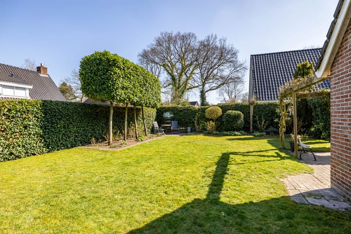 Foto 57 van Taarloseweg 11