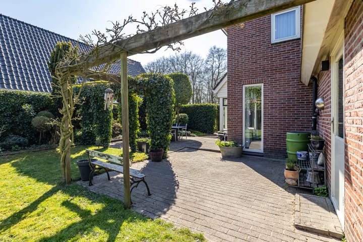 Foto 58 van Taarloseweg 11