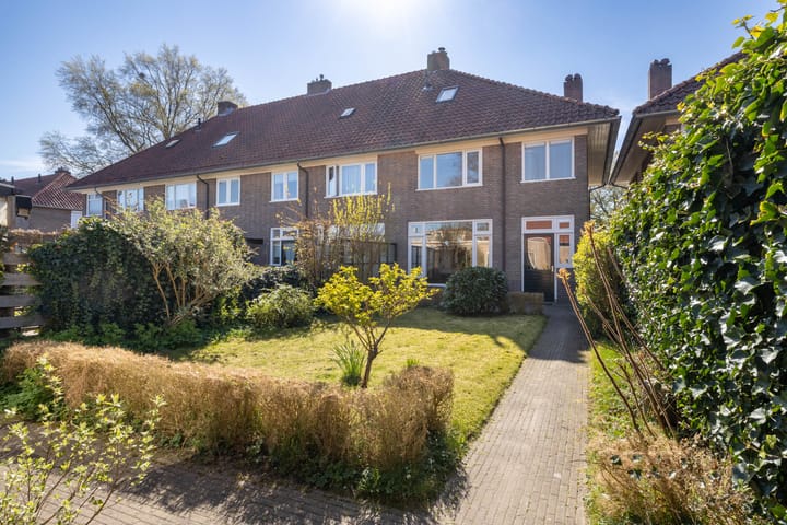 Foto 24 van Aastraat 18