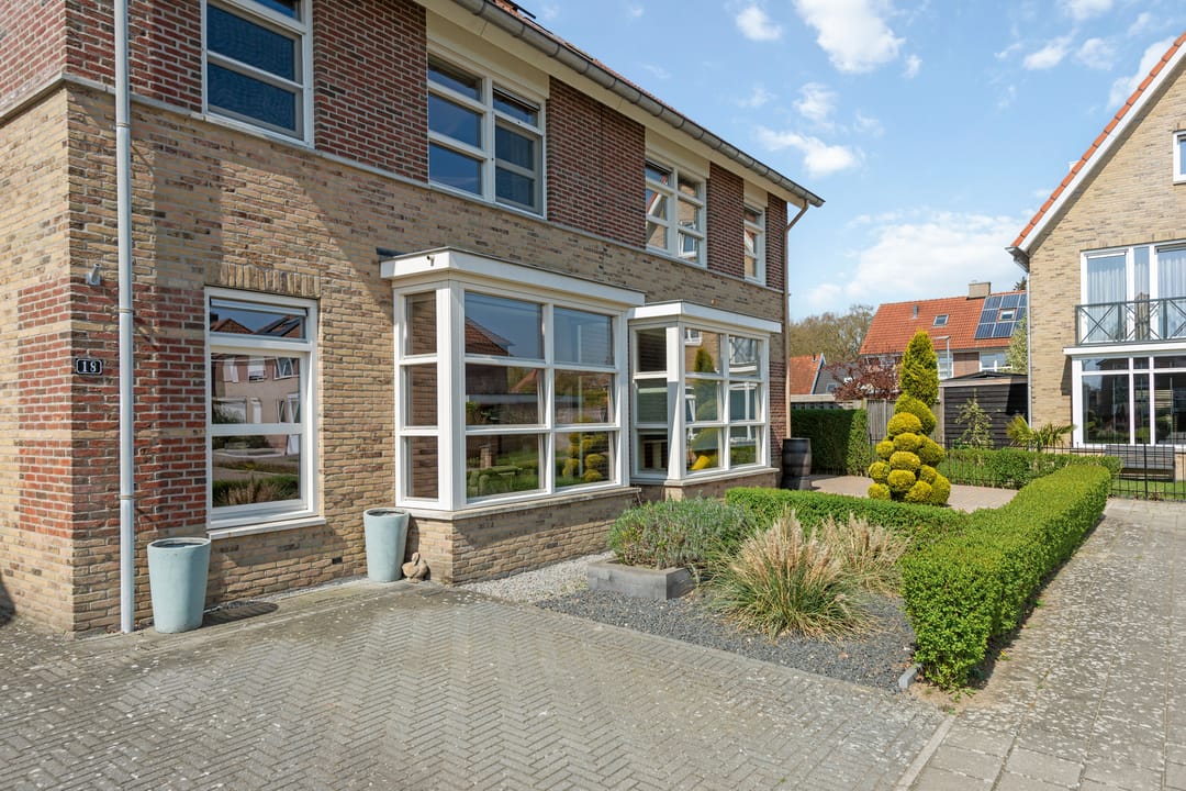 Foto 2 van De Handboog 18