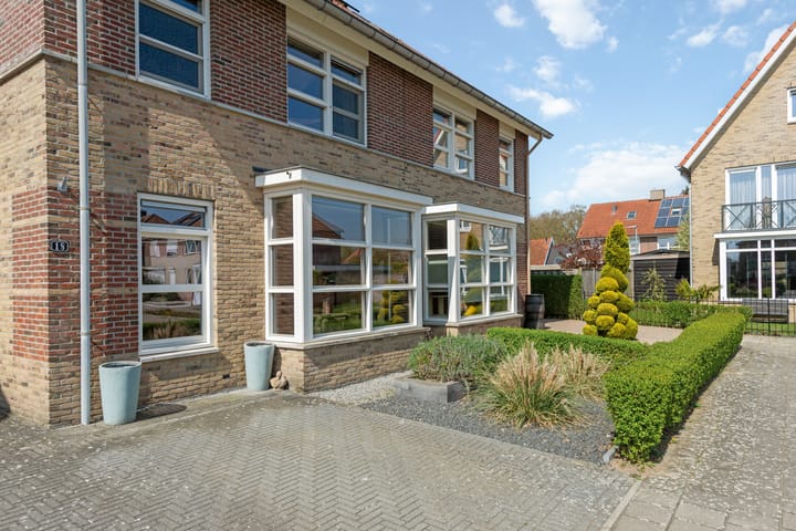 Photo 2 of De Handboog 18