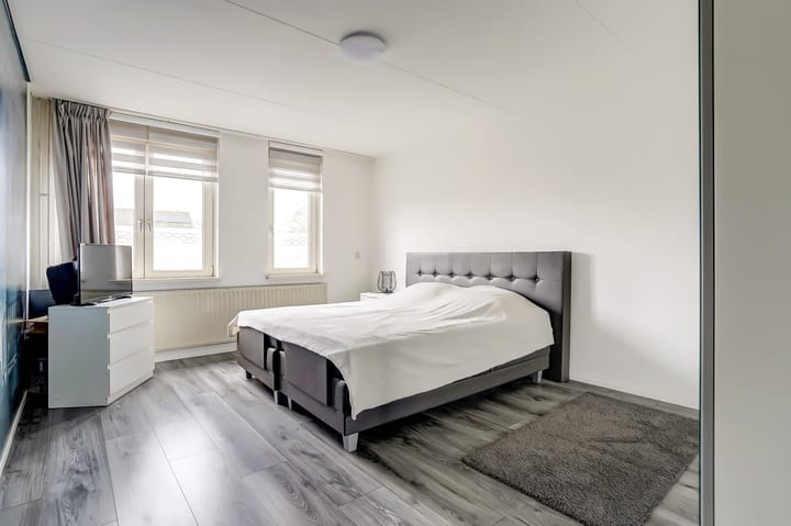 Foto 12 van Hondiusstraat 4