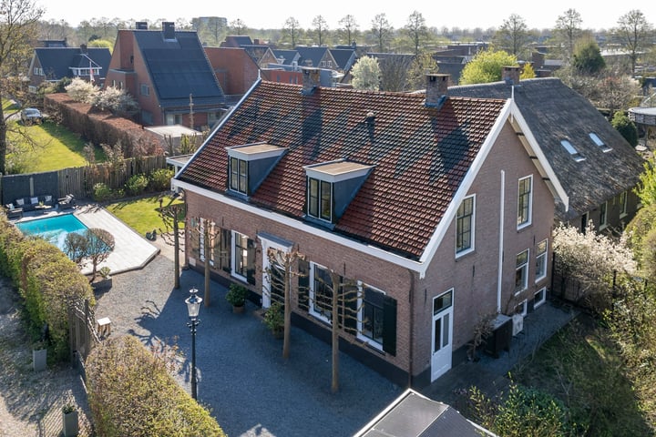Rijksstraatweg 142