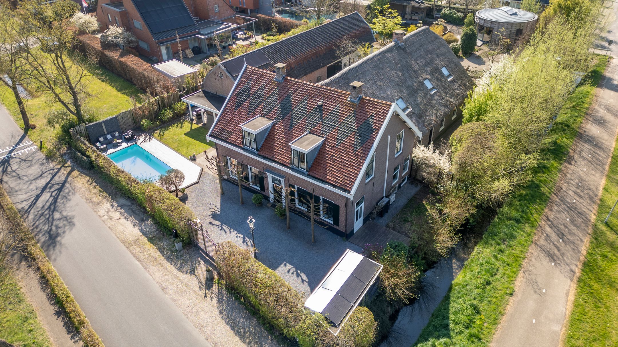 Photo 84 of Rijksstraatweg 142