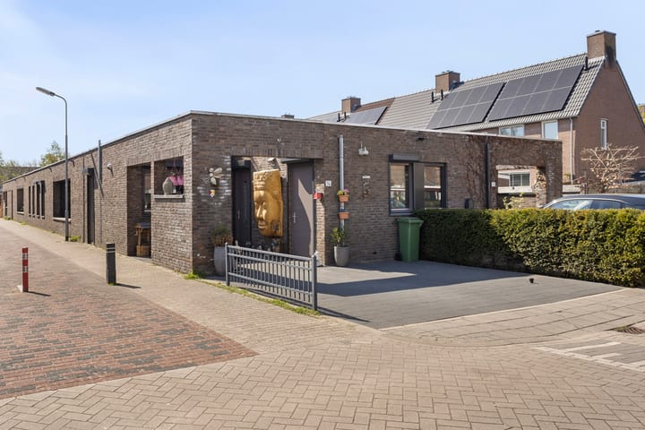 Foto 1 van Landhuizenlaan 14