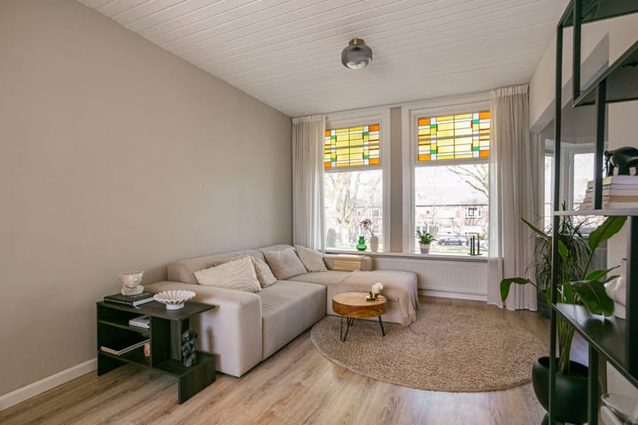 Foto 5 van Burgemeester van Tuyllkade 114-BS