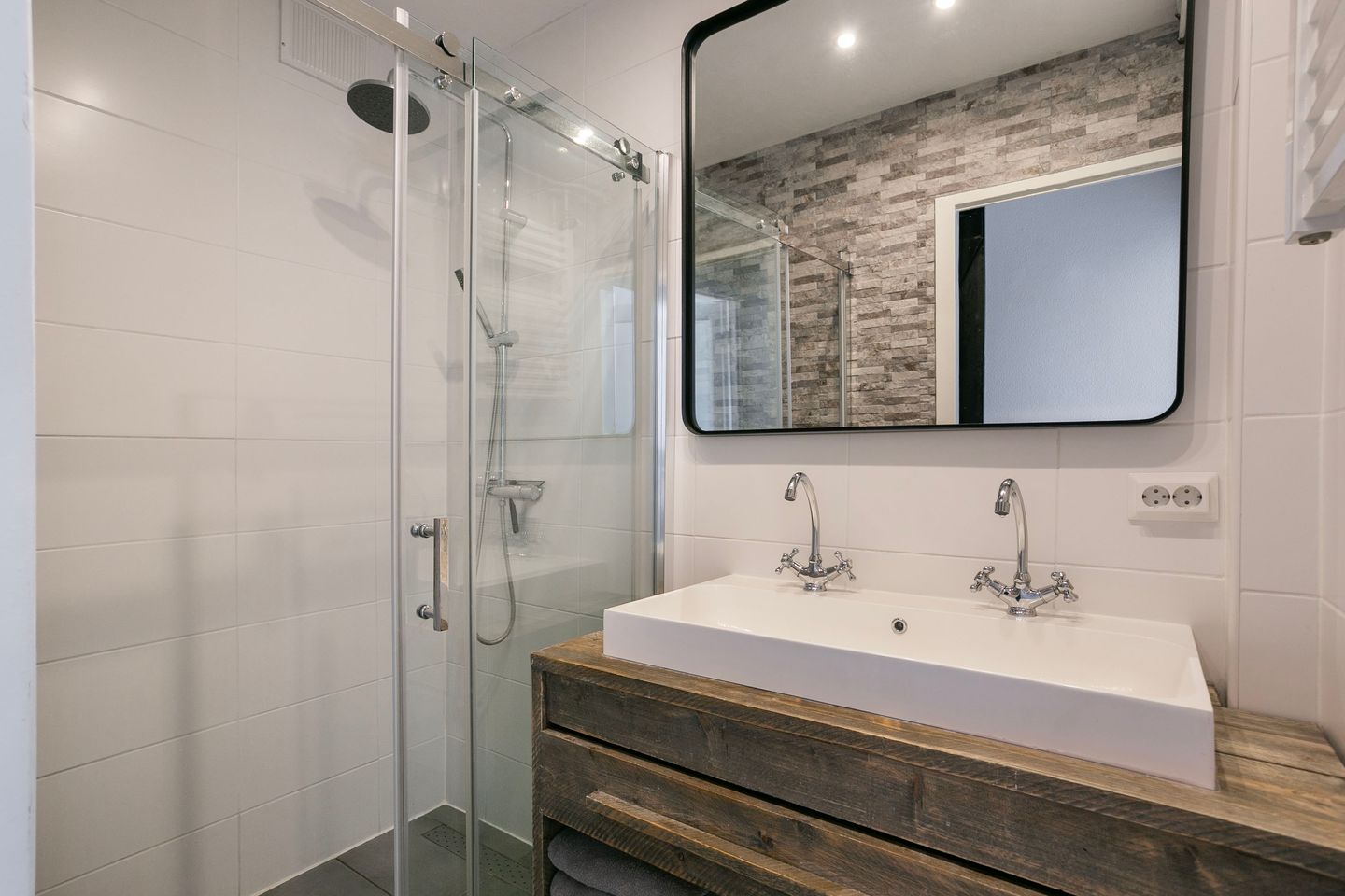 Foto 19 van Burgemeester van Tuyllkade 114-BS