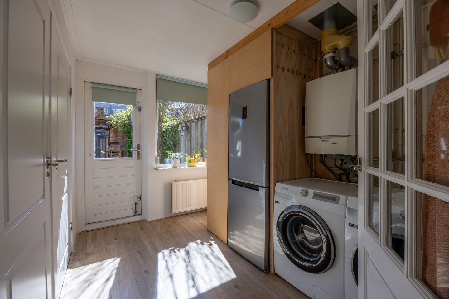 Photo 14 of Emmastraat 69