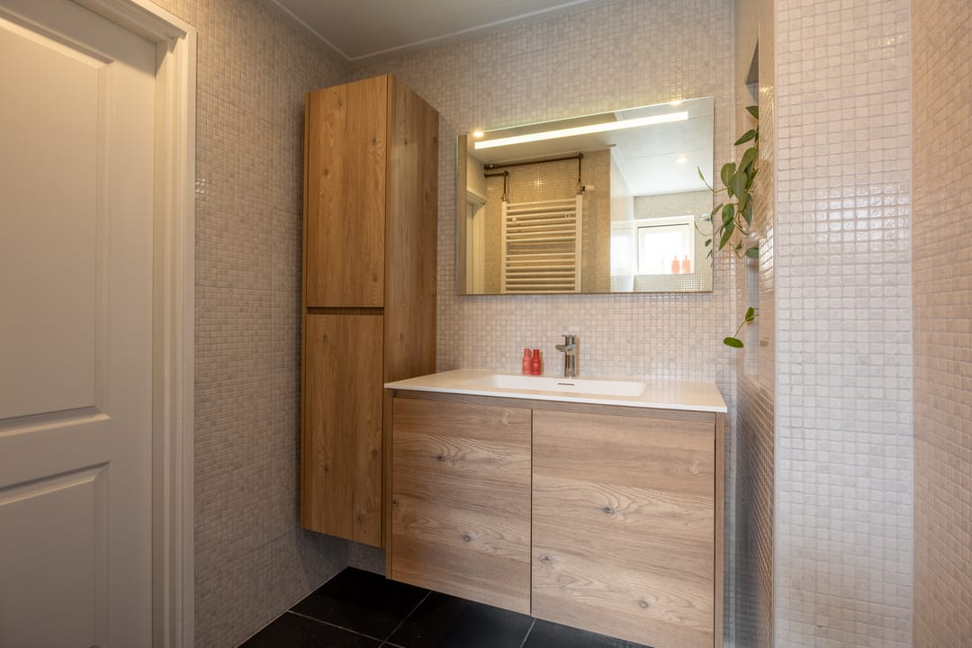 Photo 16 of Emmastraat 69