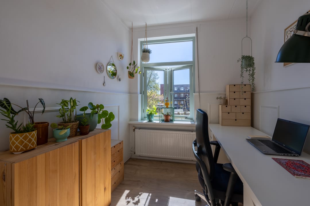 Photo 22 of Emmastraat 69