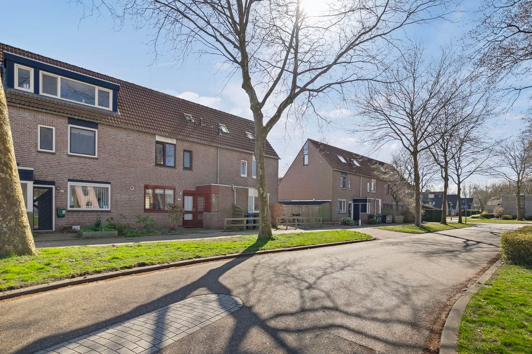 Foto 2 van IJsselmeerweg 49