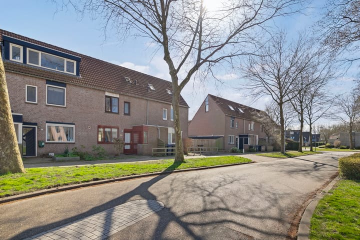 Foto 2 van IJsselmeerweg 49