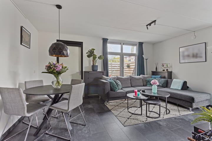 Foto 2 van Eemplein 50