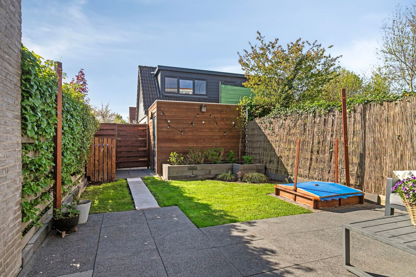 Foto 25 van Samoen 15