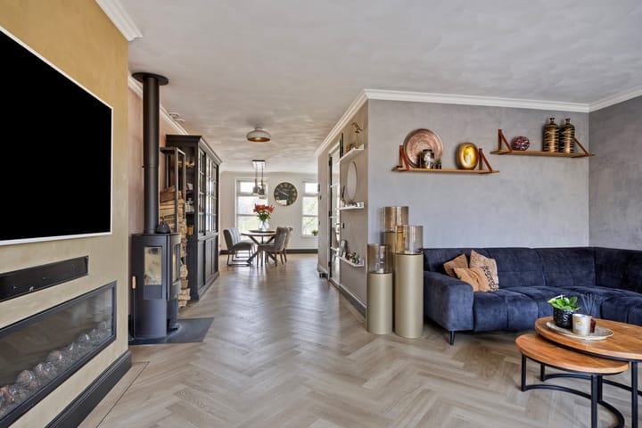 Photo 11 of Hooiwagen 17