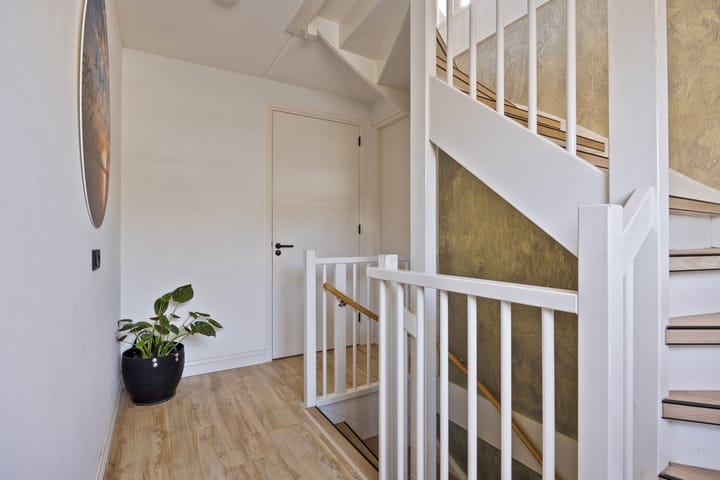 Photo 28 of Hooiwagen 17