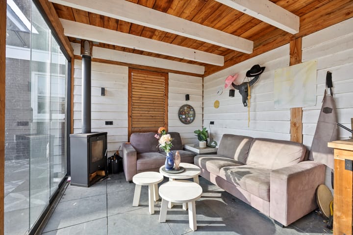 Photo 44 of Hooiwagen 17