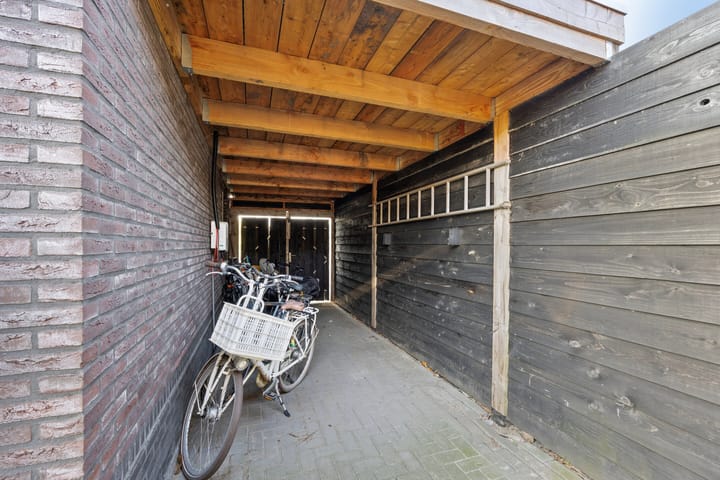 Photo 46 of Hooiwagen 17