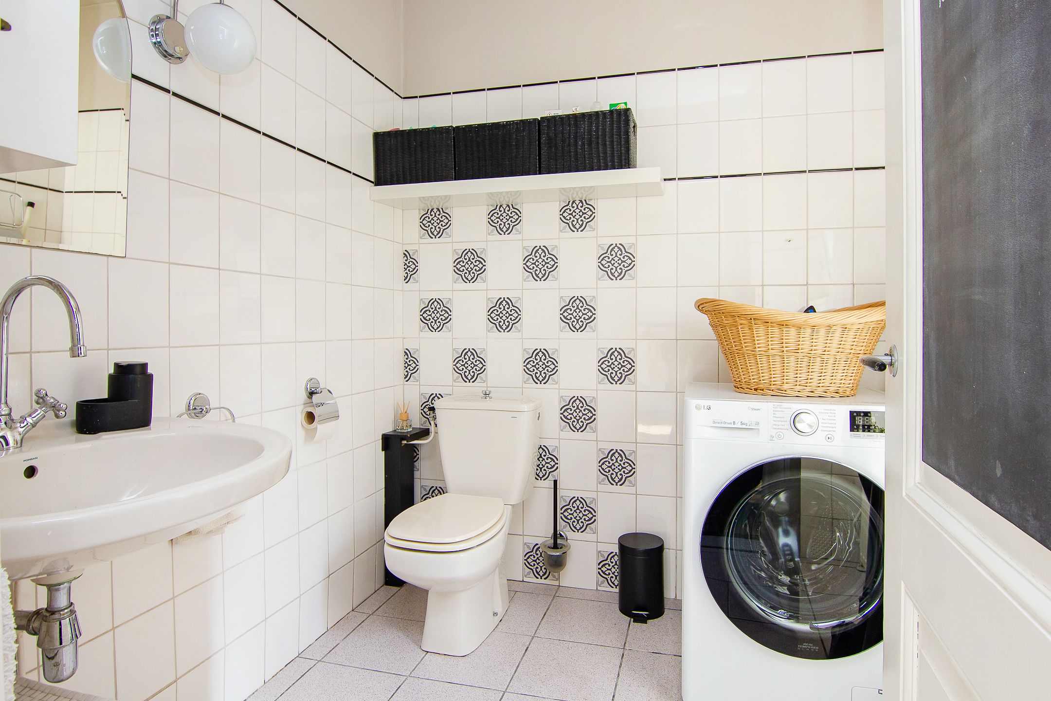 Photo 18 of Goetzeestraat 22