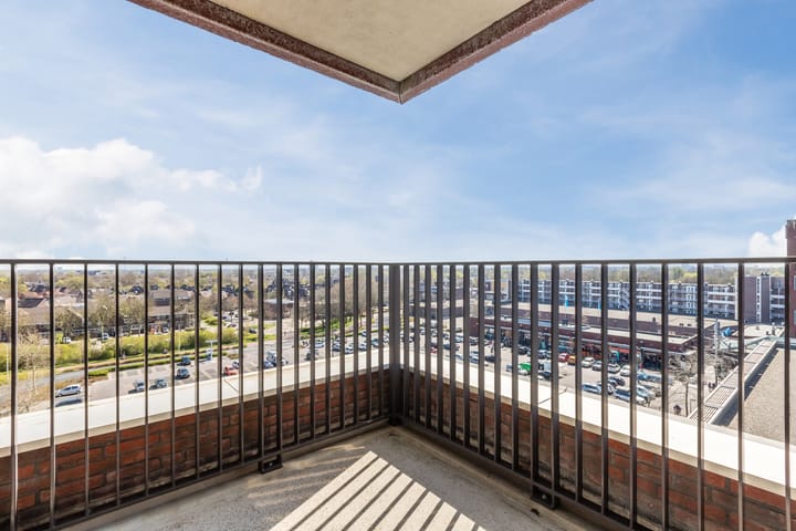 Photo 24 of Europaplein 37