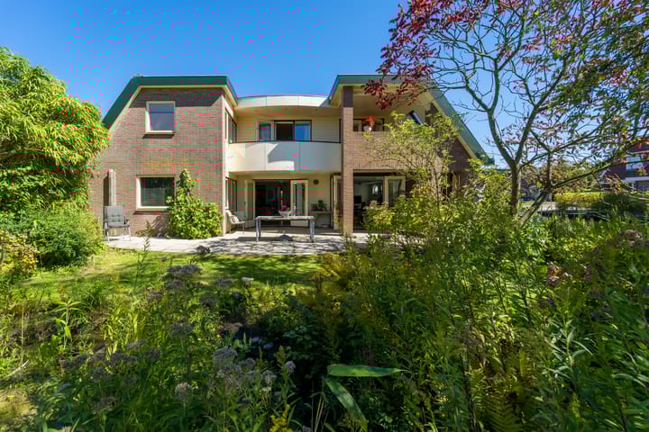 Foto 1 van Den Ilp 99