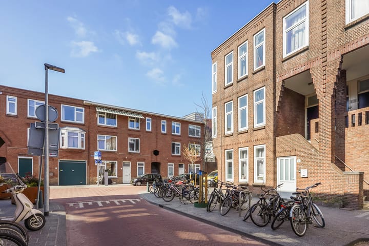 Photo 32 of Vechtstraat 4