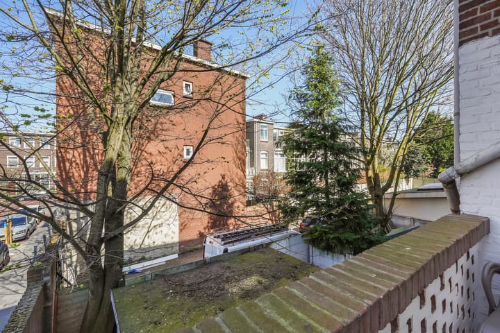 Photo 28 of Vechtstraat 4