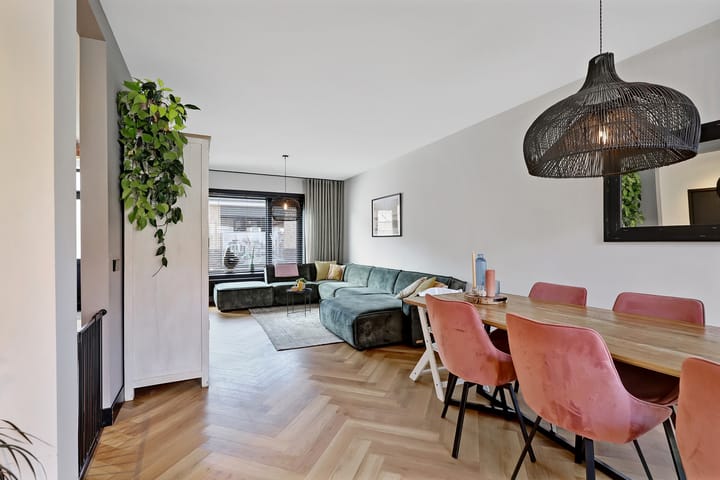 Photo 14 of Buitensluisstraat 15