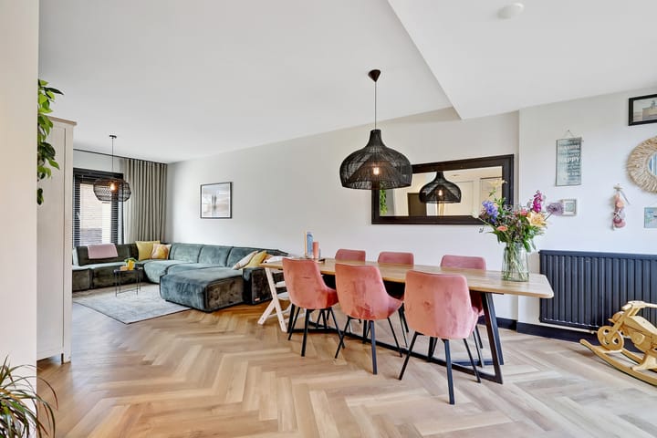 Photo 18 of Buitensluisstraat 15