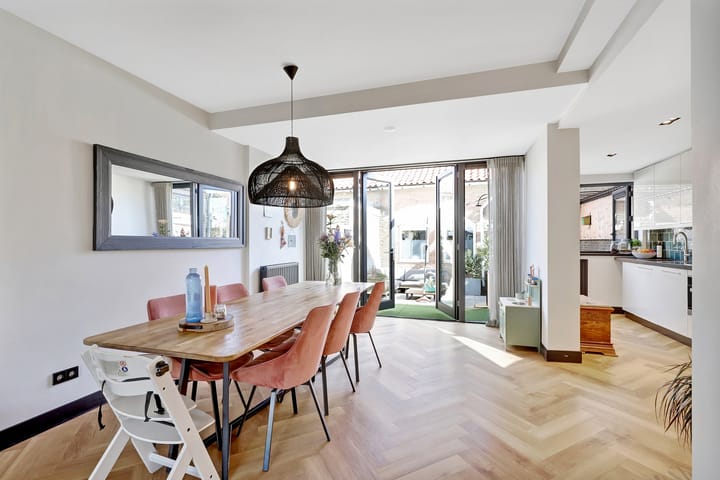 Photo 19 of Buitensluisstraat 15