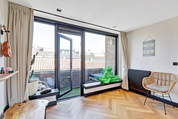 Photo 29 of Buitensluisstraat 15