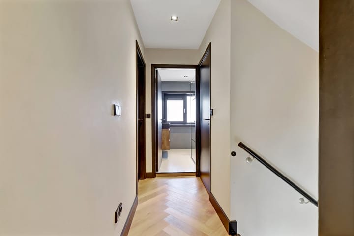 Photo 36 of Buitensluisstraat 15